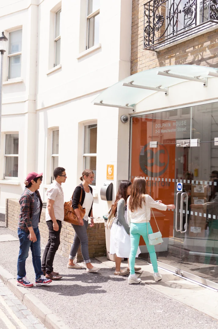 EC brighton EC English Language Centres (إي سي لتعليم اللغة الإنجليزية)