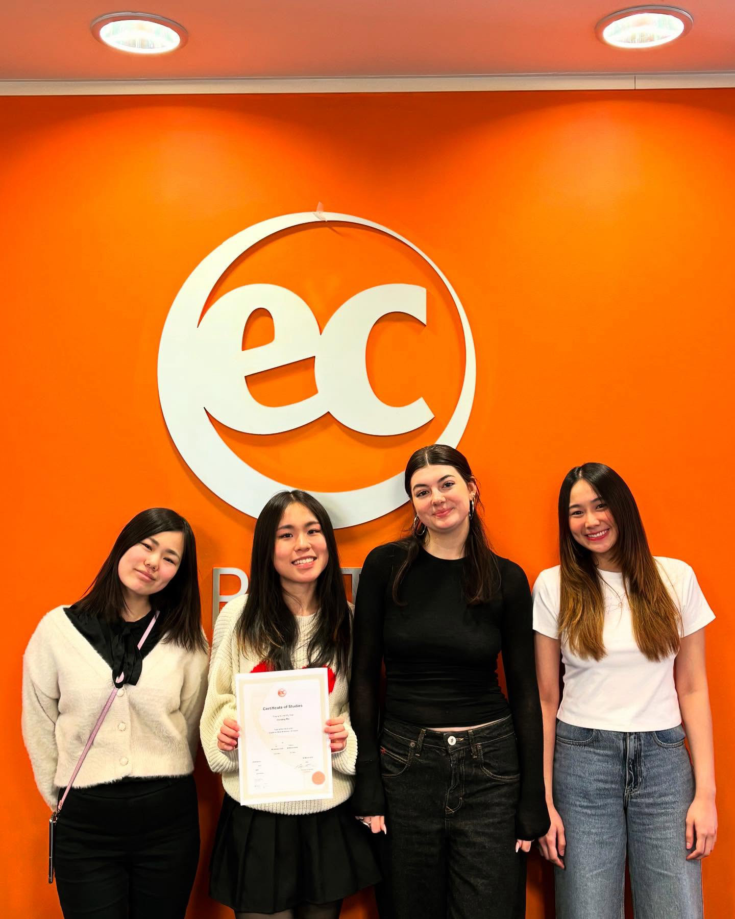 bristol EC English Language Centres (EC Dil Okulları)