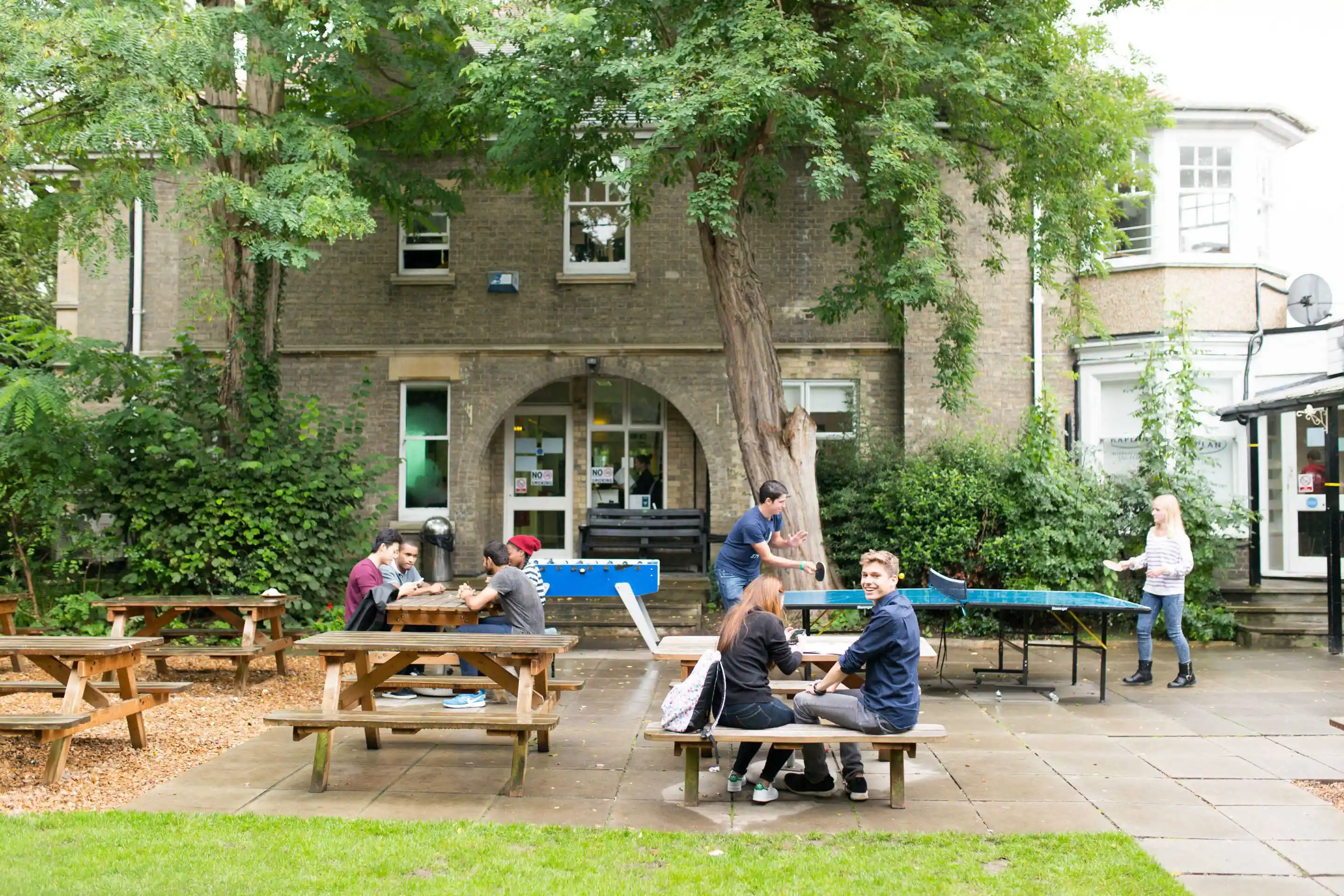 مدرسة كابلان الإنجليزية - كامبردج