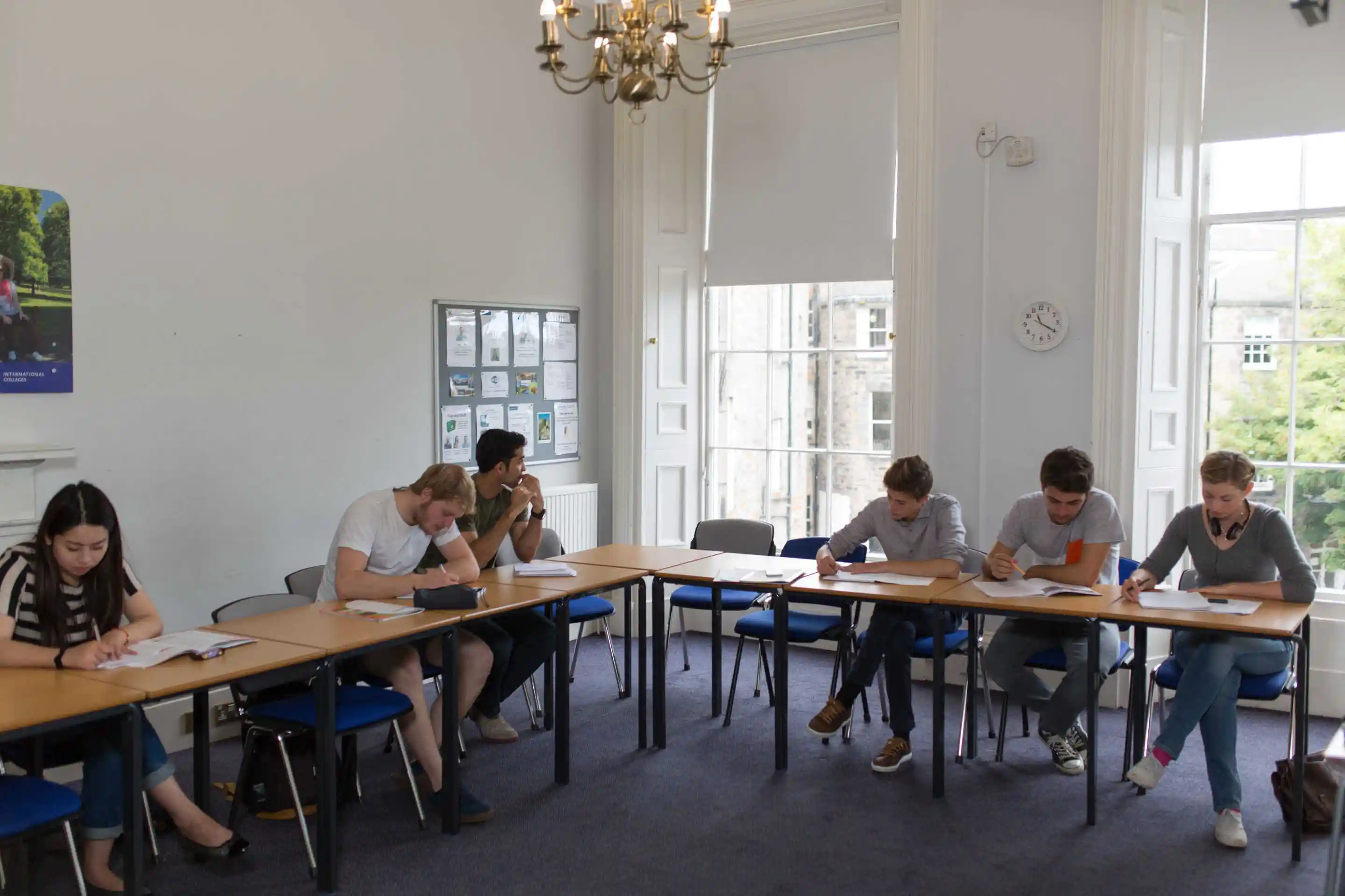 additional image Kaplan Dil Okulları