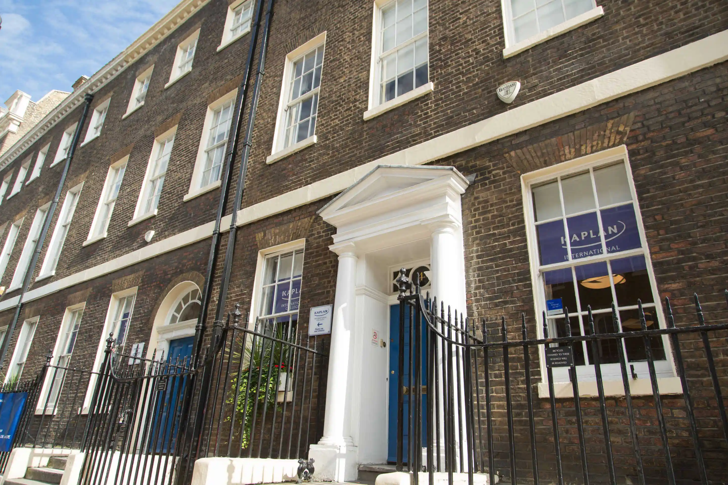  exterior Écoles internationales de langues Kaplan