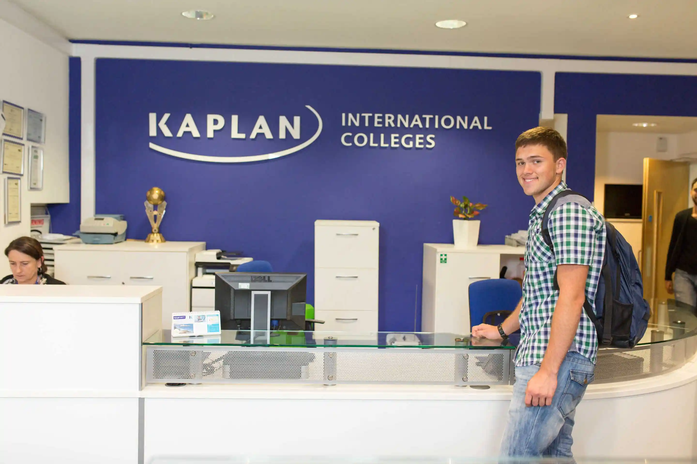reception Kaplan Dil Okulları
