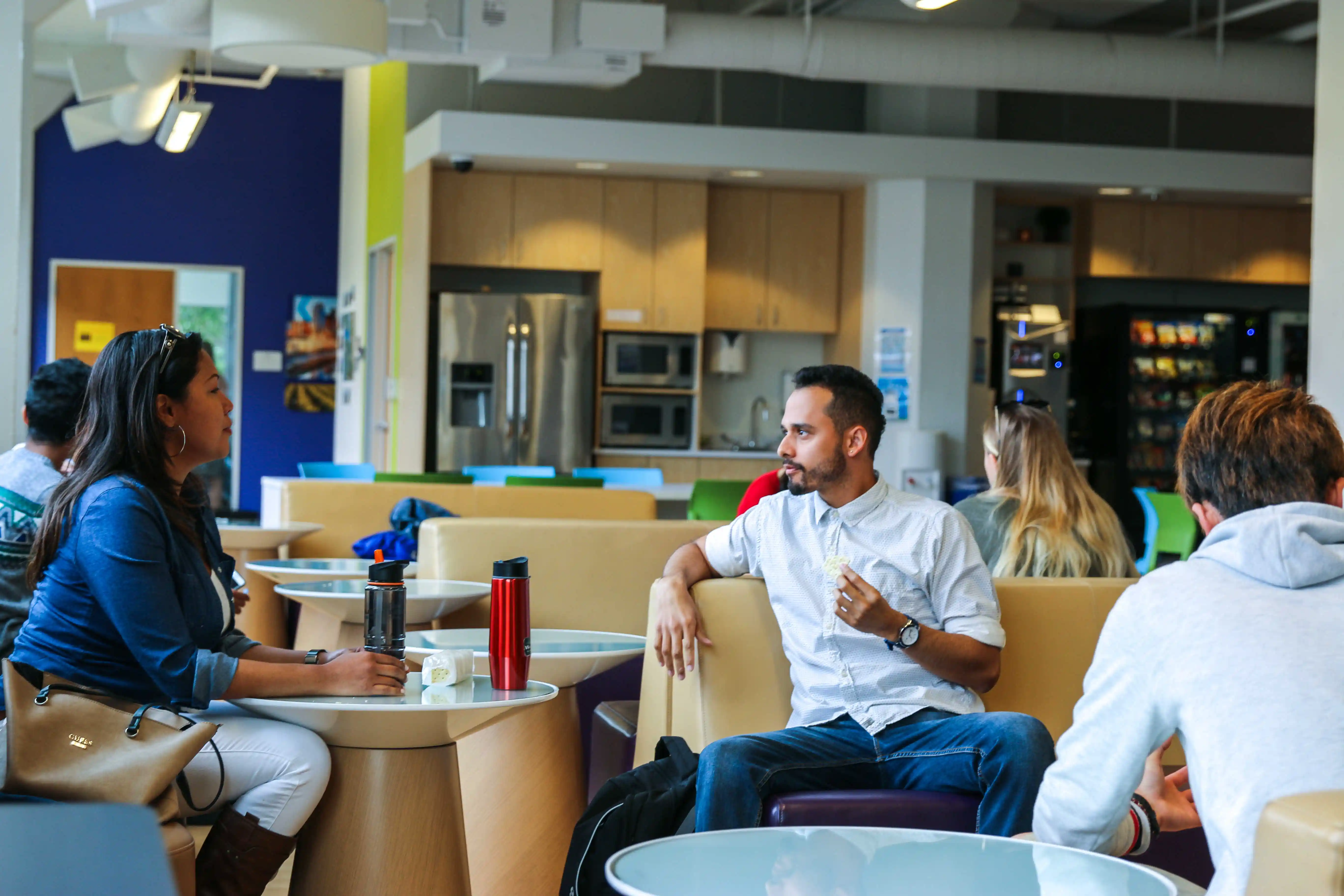 common areas  Escuelas de Idiomas Internacionales Kaplan