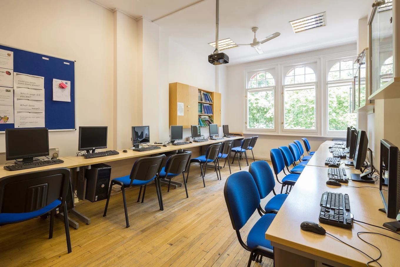  LSI Language School